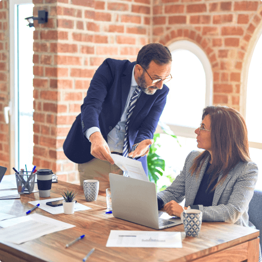 Freund Genta Krypto-Investment-Experten-Team